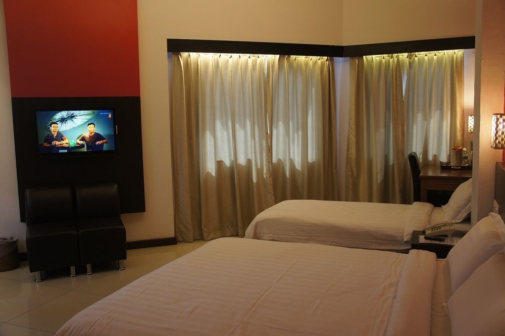 Meldrum Hotel Johor Bahru Exterior foto